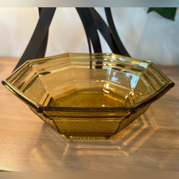 CLEARANCE ITEM! Vintage Anchor Hocking Honey Amber Depression Glass Bowl - Picture 5 of 8